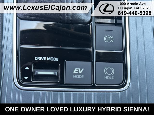 Used 2021 Toyota Sienna XSE w/ XSE Plus Package FWD image 33