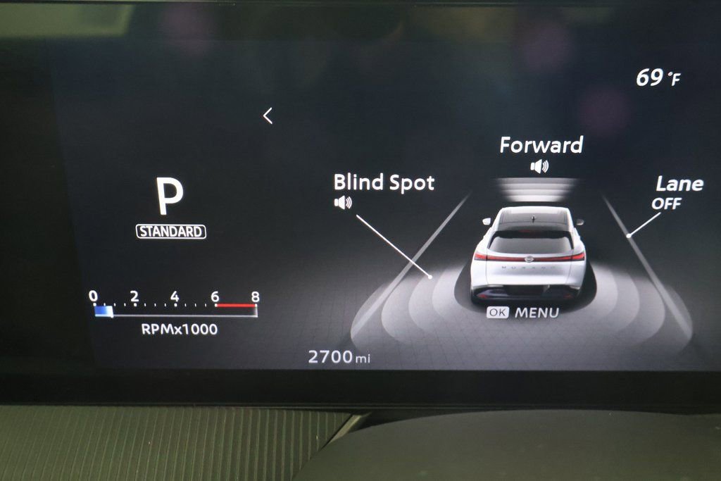 Used 2025 Nissan Murano SV FWD image 17