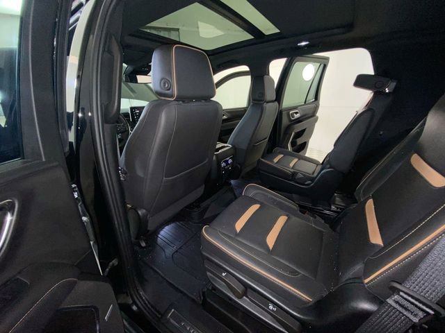 Used 2023 GMC Yukon AT4 w/ AT4 Premium Package AWD/4WD image 29