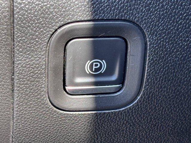 Used 2022 Chevrolet Silverado 1500 Custom RWD image 19