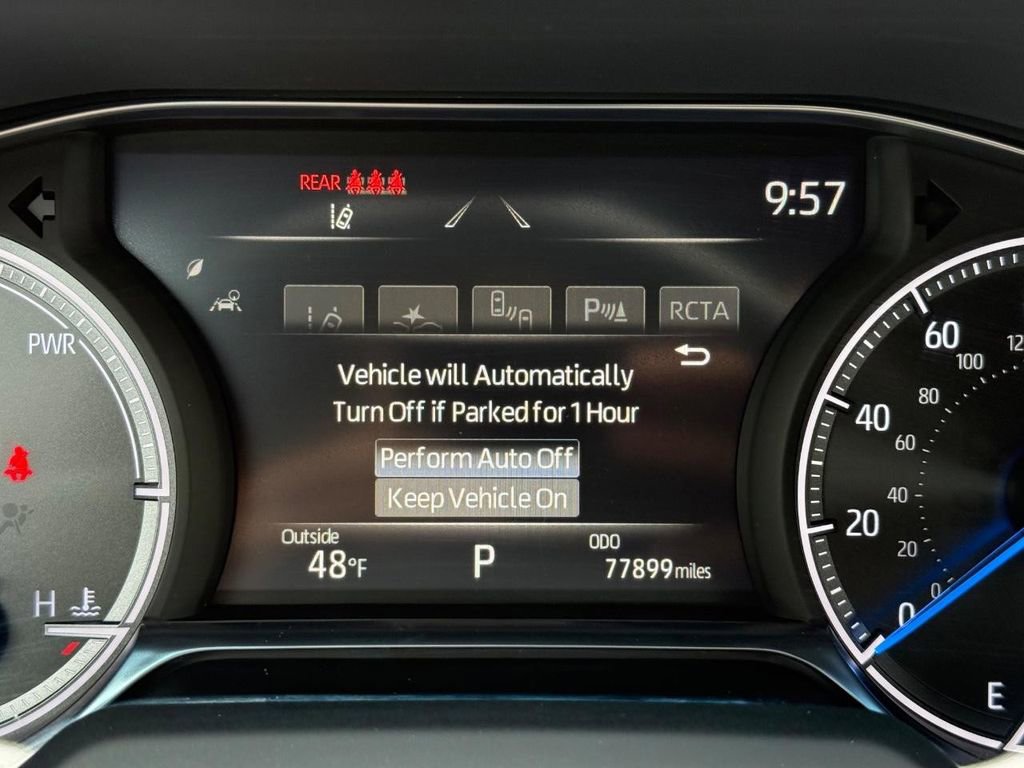 Used 2023 Toyota Venza XLE AWD/4WD image 37