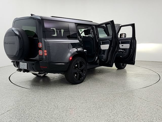 New 2026 Land Rover Defender 130 V8 AWD/4WD image 11
