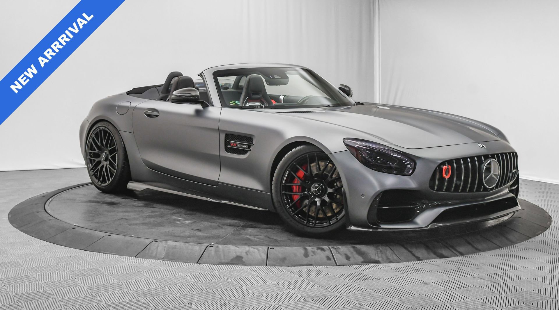 Used 2019 Mercedes-Benz AMG GT C image 1