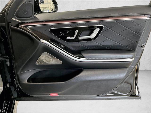 Used 2022 Mercedes-Benz S 580 4MATIC Sedan image 19
