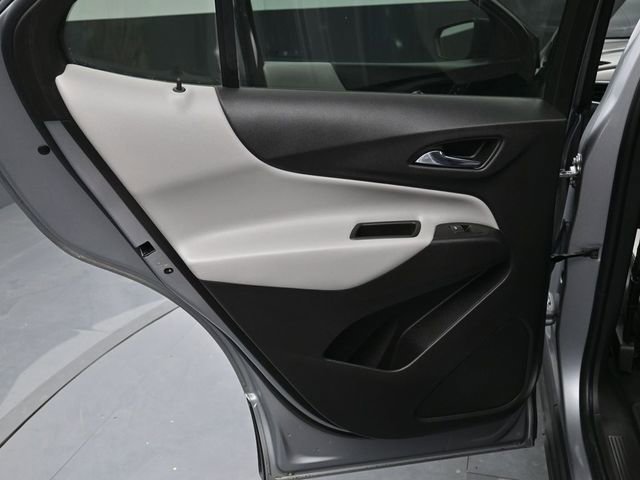 Used 2024 Chevrolet Equinox LS w/ LS Convenience Package image 9