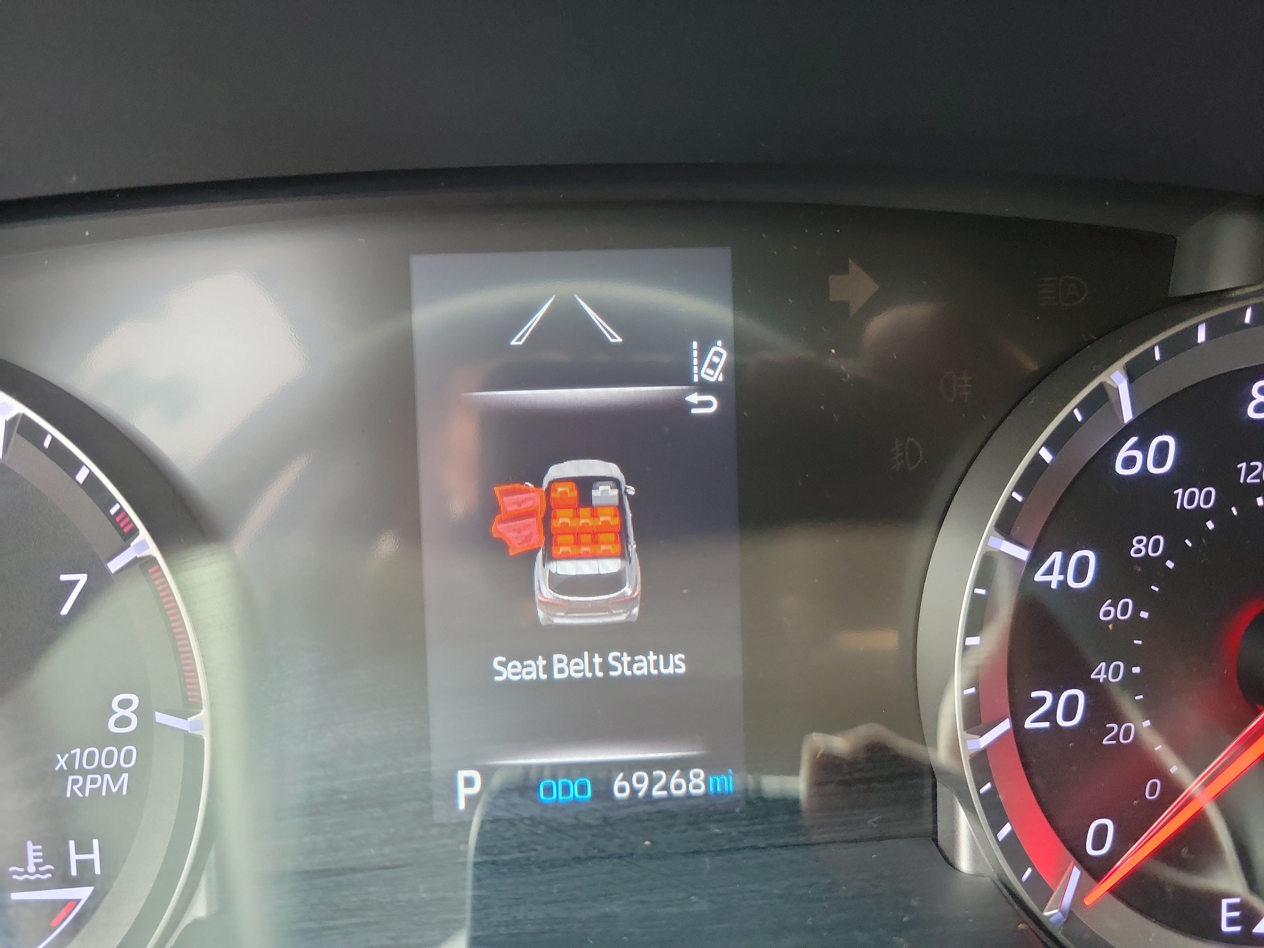 Used 2022 Toyota Highlander L FWD image 17