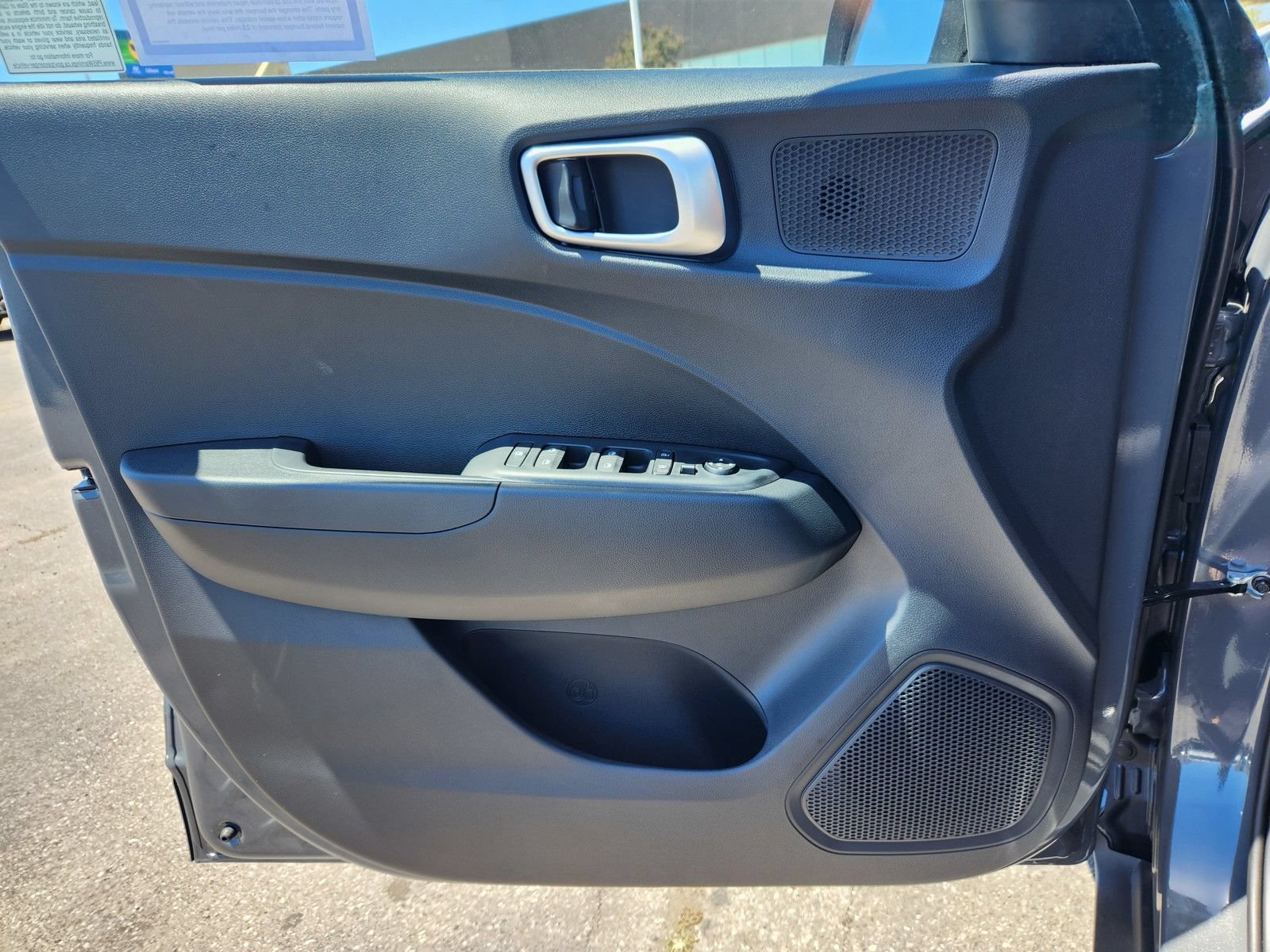 New 2026 Hyundai Venue SEL FWD image 19