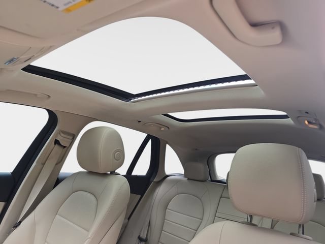 Used 2022 Mercedes-Benz GLC 300 4MATIC image 33