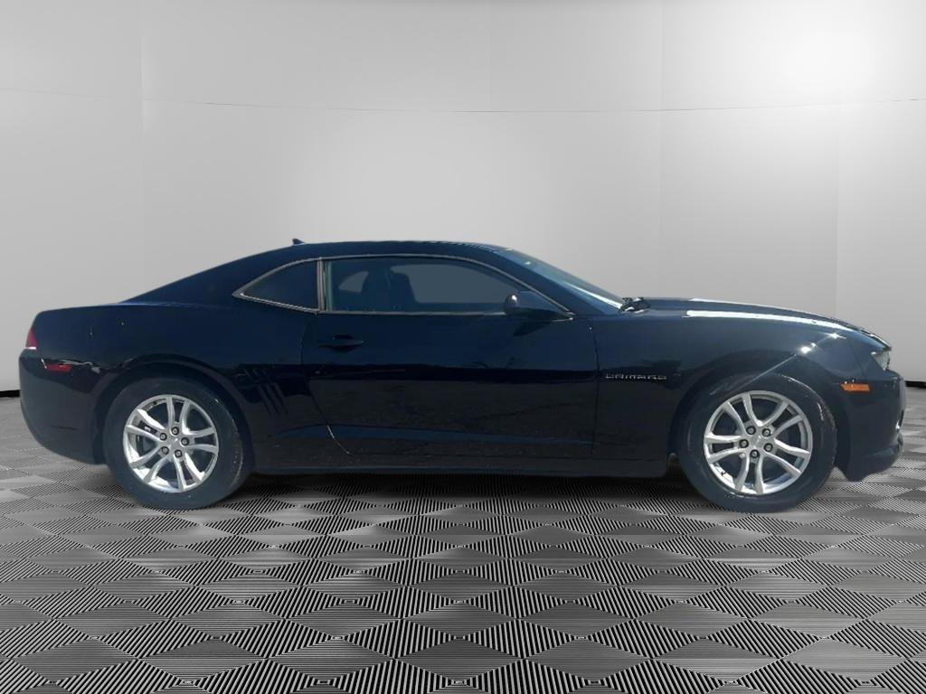 Used 2014 Chevrolet Camaro LS RWD image 6