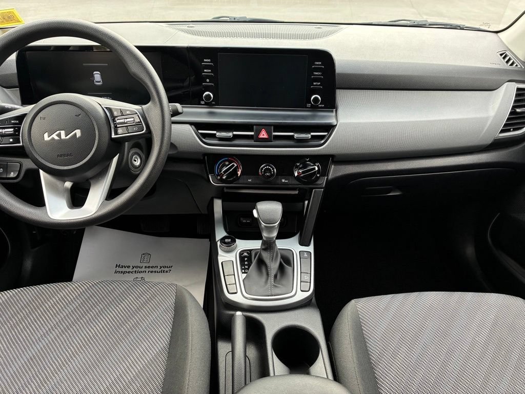Used 2024 Kia Seltos LX AWD/4WD image 12