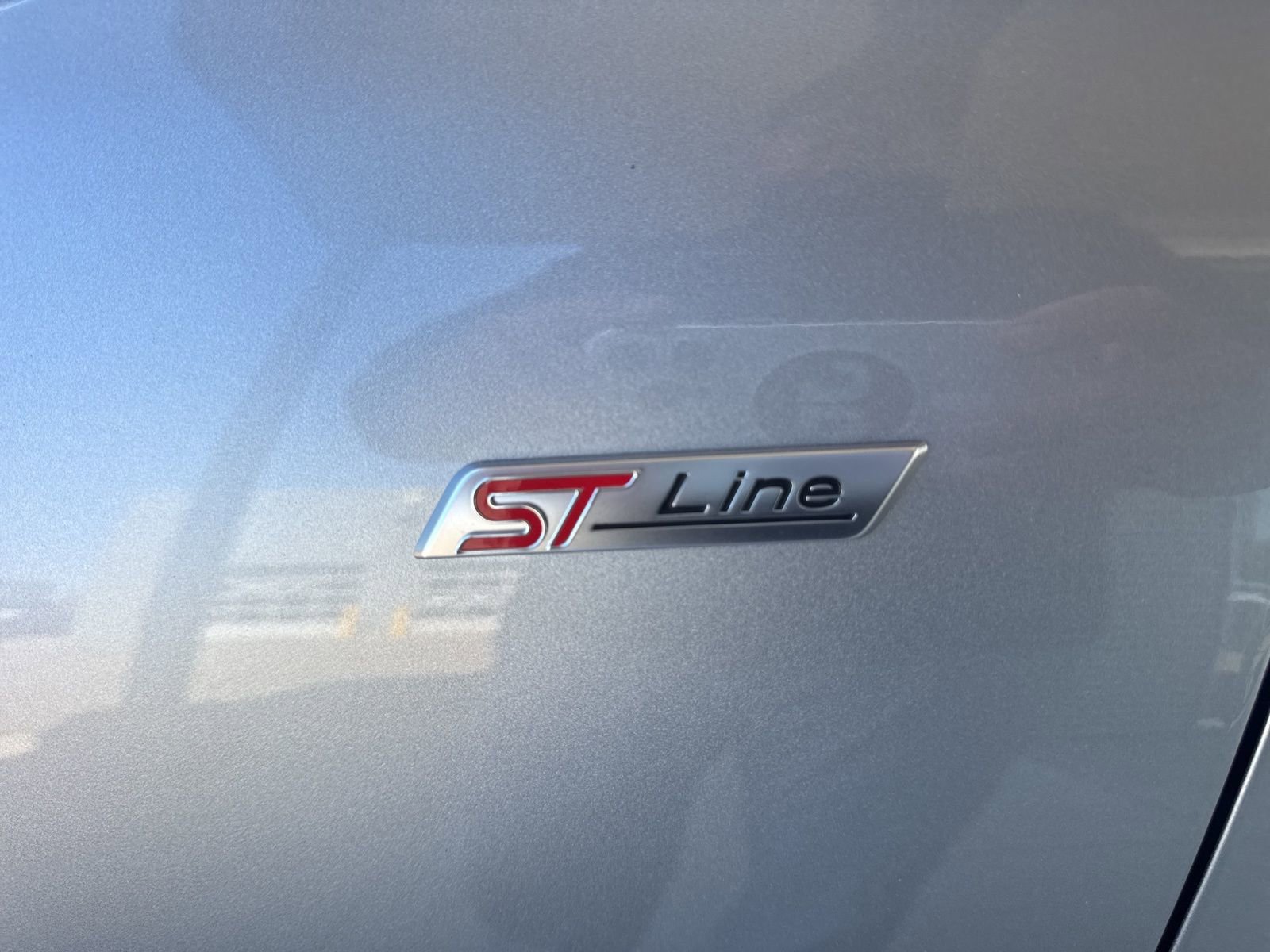 Certified 2024 Ford Escape ST-Line w/ Tech Pack #1 image 17