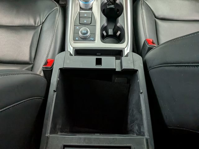 Certified 2021 Ford Explorer XLT w/ Equipment Group 202A AWD/4WD image 32