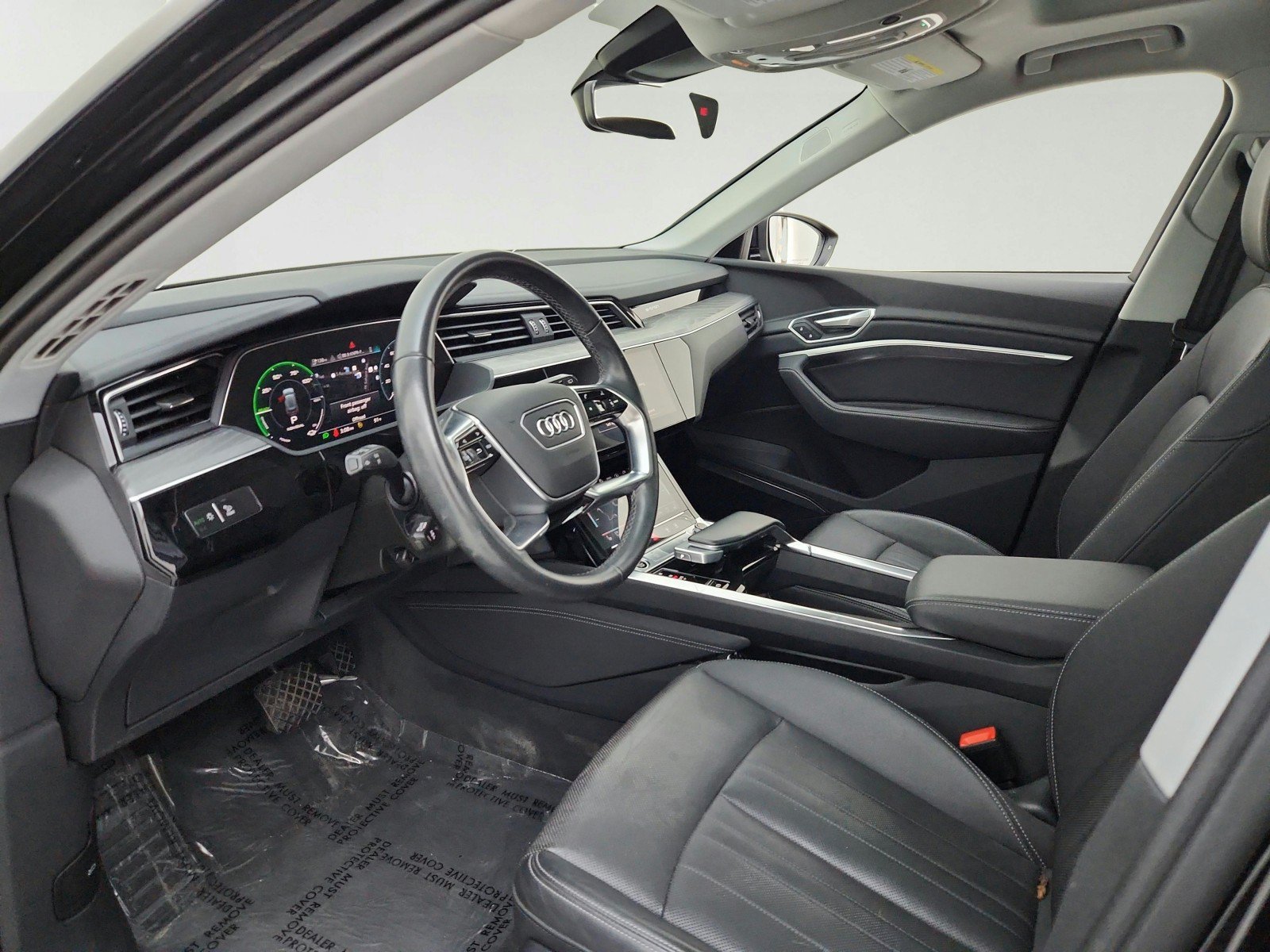 Used 2023 Audi e-tron Premium Plus w/ Premium Plus Package AWD/4WD image 16