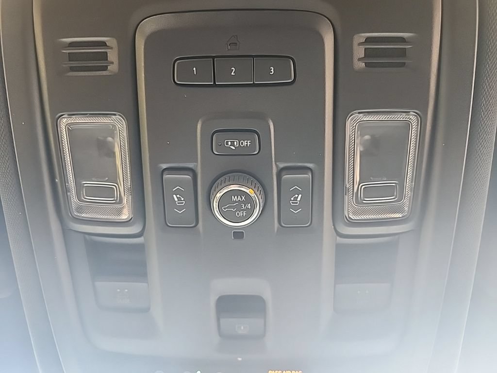 Used 2022 Chevrolet Suburban LT w/ LT Signature Plus Package AWD/4WD image 45