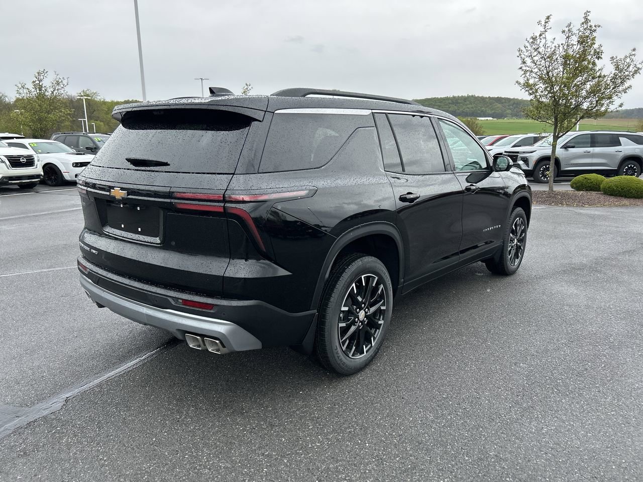 New 2026 Chevrolet Traverse LT w/ Sun and Wheel Package AWD/4WD image 7