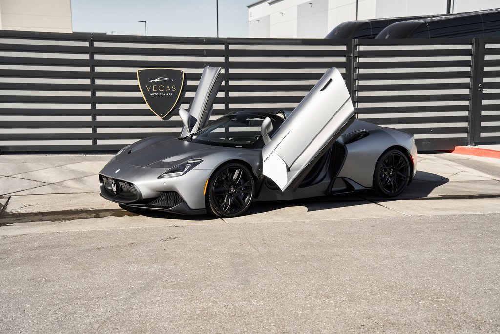 Used 2023 Maserati MC20 Spyder image 18