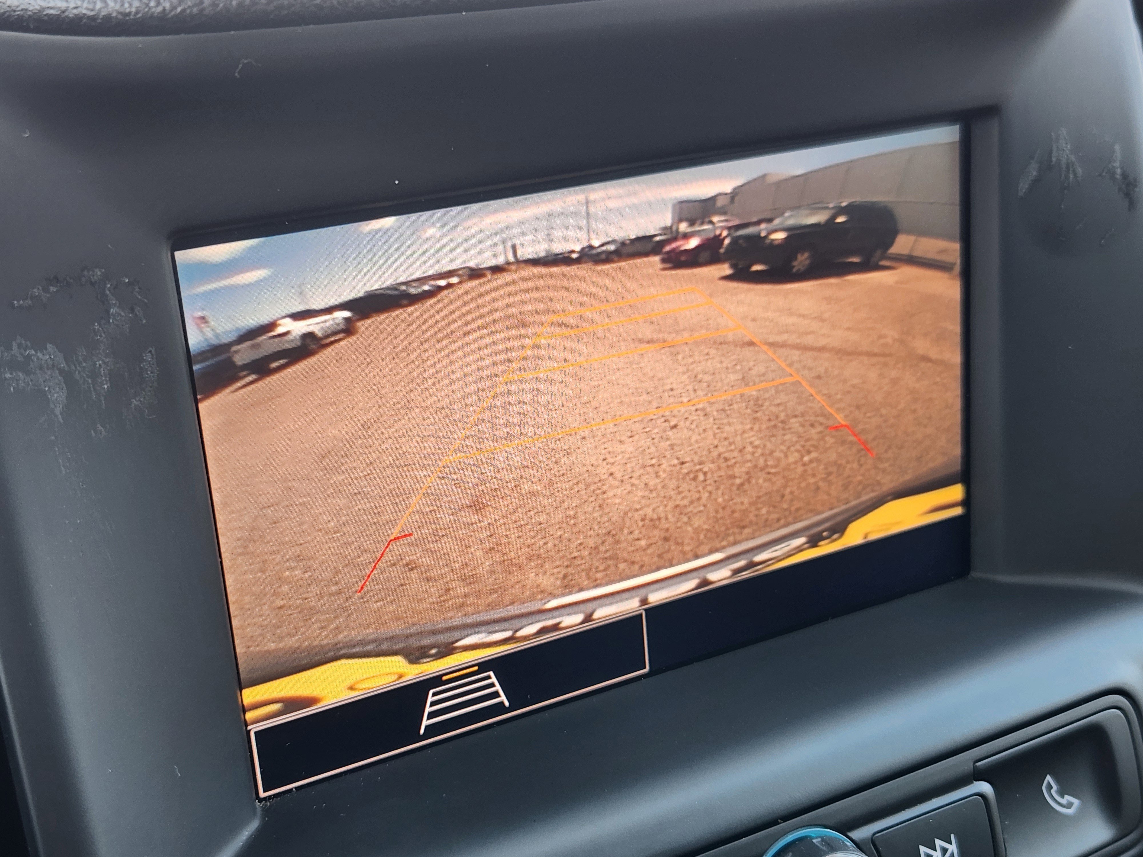 Used 2024 GMC Terrain SLE AWD/4WD image 21