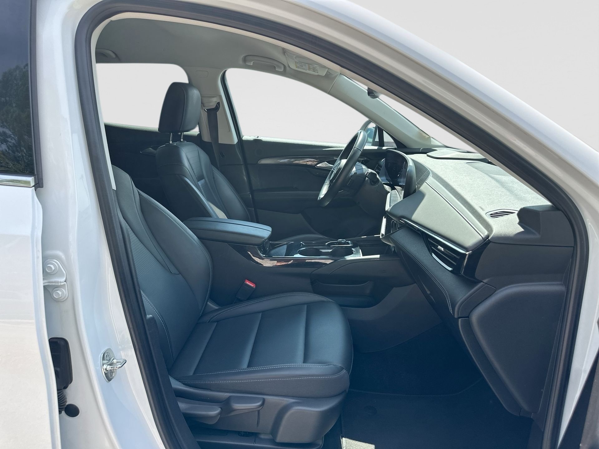 Used 2024 Buick Envision Preferred AWD/4WD image 27