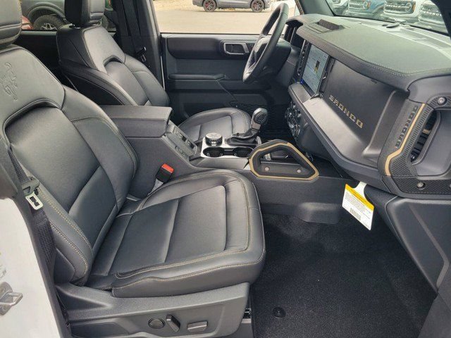 New 2025 Ford Bronco Badlands AWD/4WD image 14