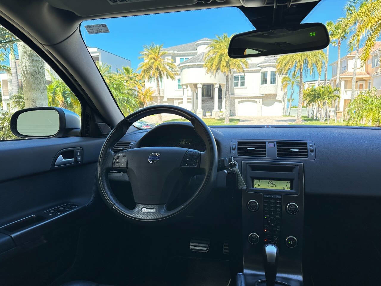 Used 2009 Volvo S40 T5 R-Design image 11