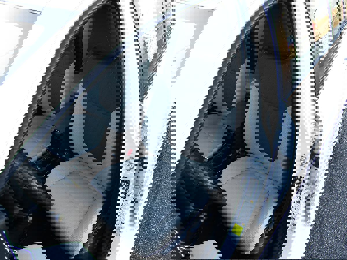 Used 2022 Toyota Corolla LE image 29