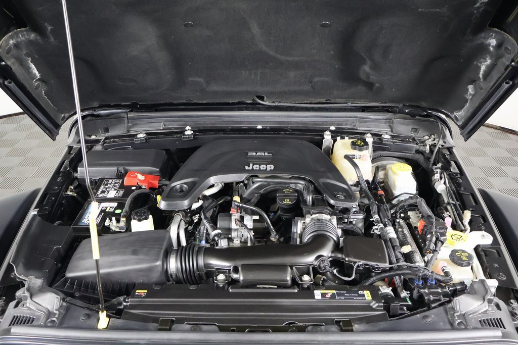 Used 2021 Jeep Wrangler Rubicon AWD/4WD image 15