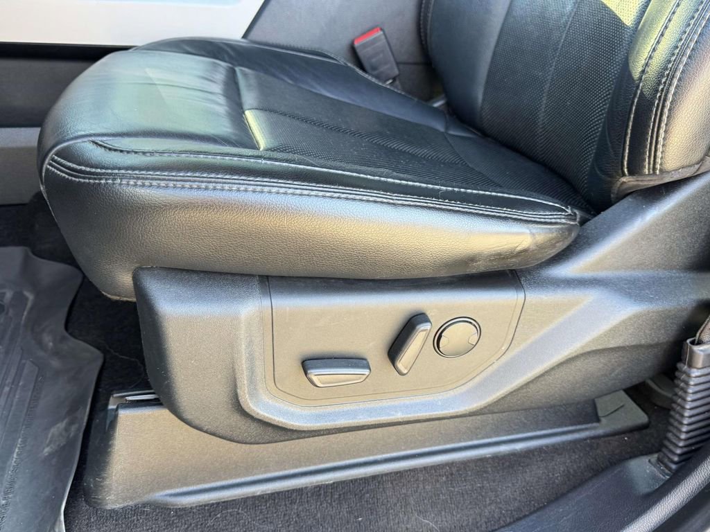 Used 2020 Ford F150 Lariat w/ Equipment Group 502A Luxury image 19