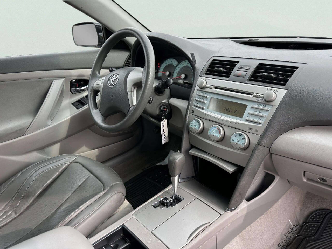 Used 2009 Toyota Camry LE FWD image 20