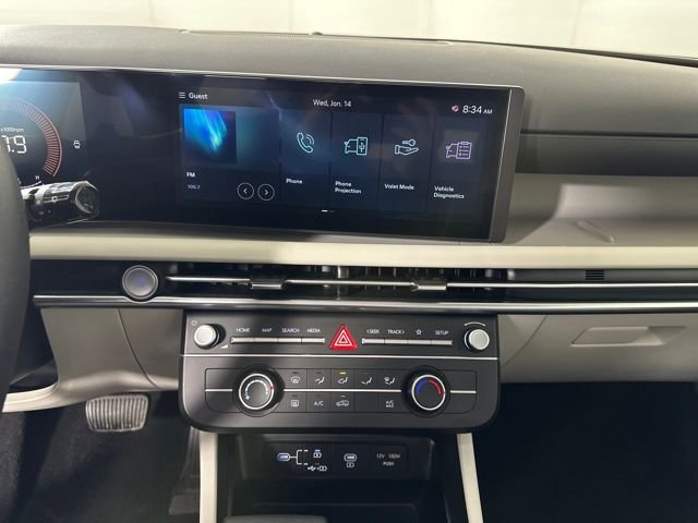 Certified 2025 Hyundai Tucson SE image 49