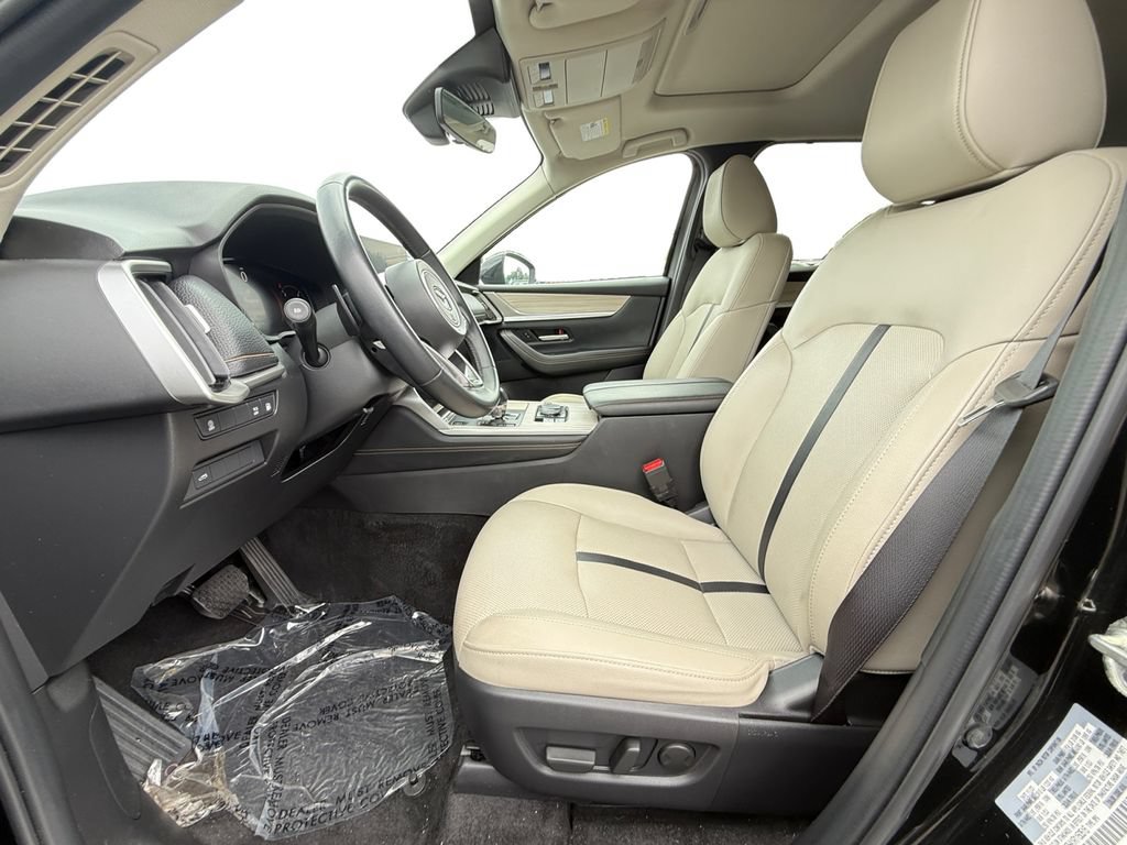 Used 2024 MAZDA CX-90 Plug-In Hybrid w/ Preferred AWD/4WD image 9