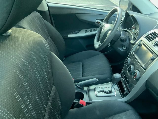 Used 2013 Toyota Corolla S FWD image 4