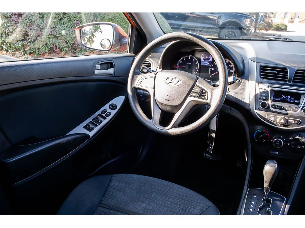 Used 2015 Hyundai Accent GS image 12