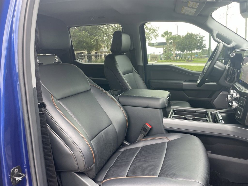 New 2026 Ford F350 Lariat w/ Black Appearance Package image 24