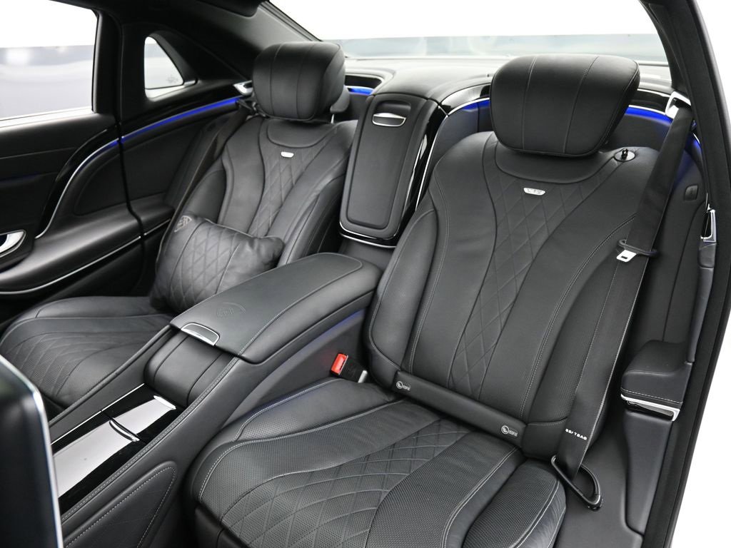Used 2017 Mercedes-Benz Maybach S 600 image 30