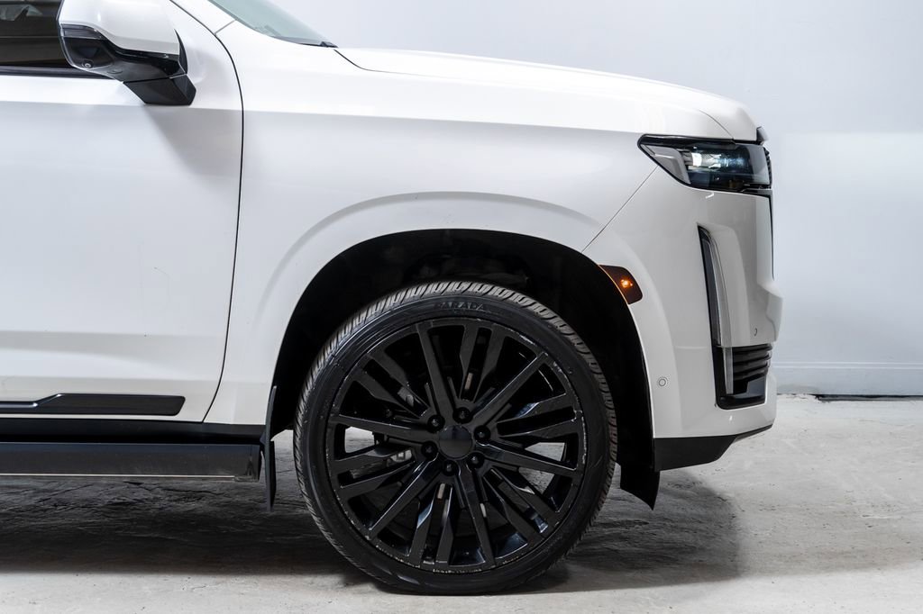 Used 2022 Cadillac Escalade Sport Platinum w/ Heavy-Duty Trailer Package image 12