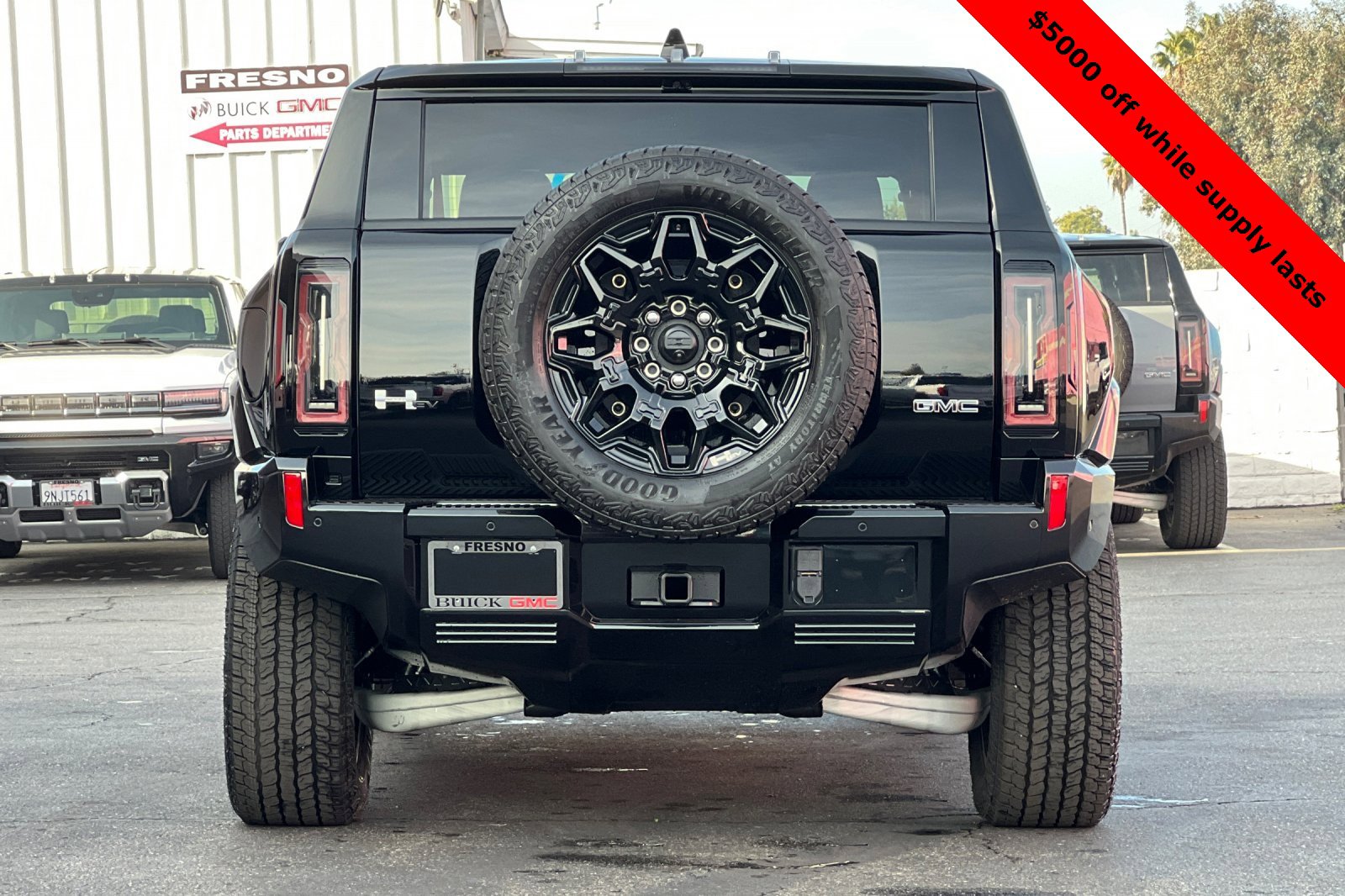 New 2025 GMC Hummer EV 2X image 6