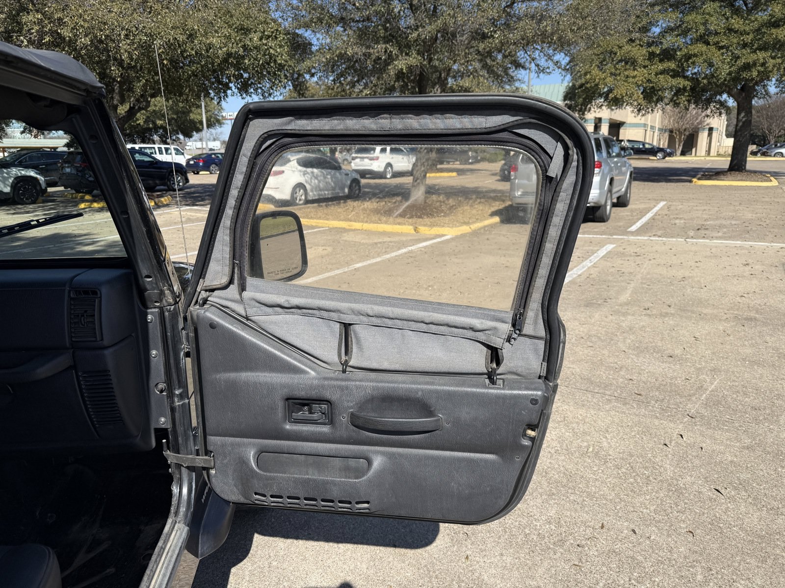 Used 2005 Jeep Wrangler SE AWD/4WD image 16