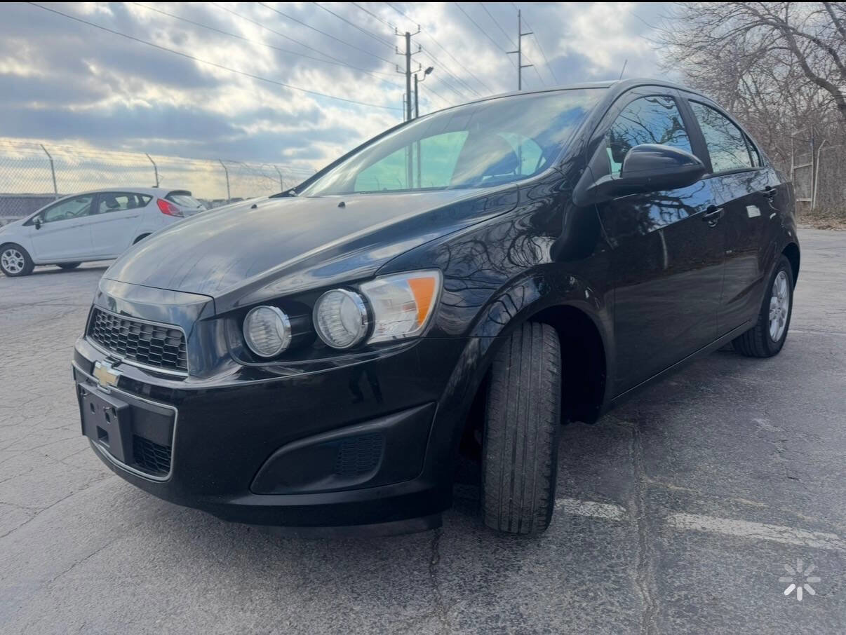 Used 2012 Chevrolet Sonic LS image 1