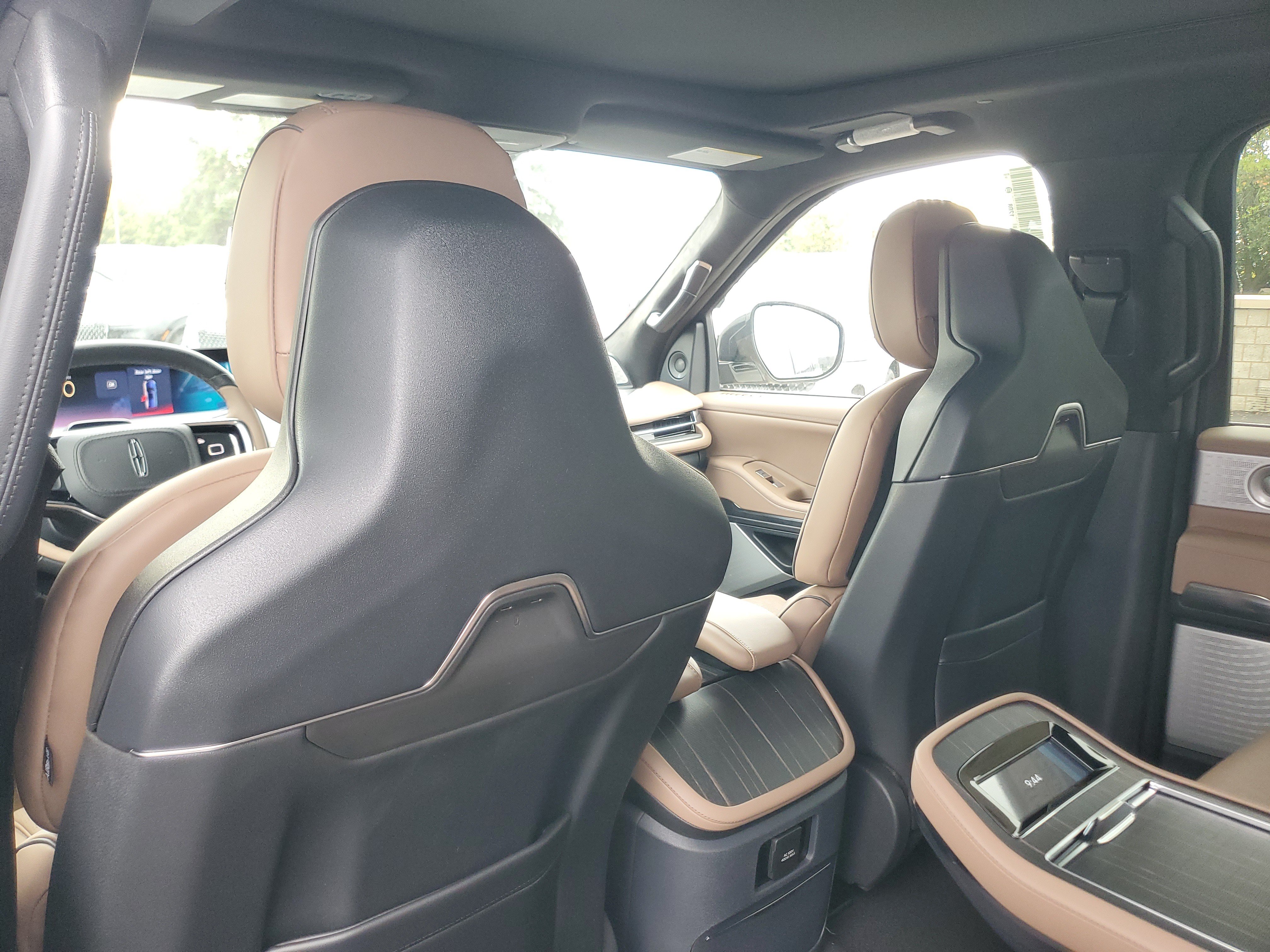 New 2027 Lincoln Navigator L Black Label AWD/4WD image 28