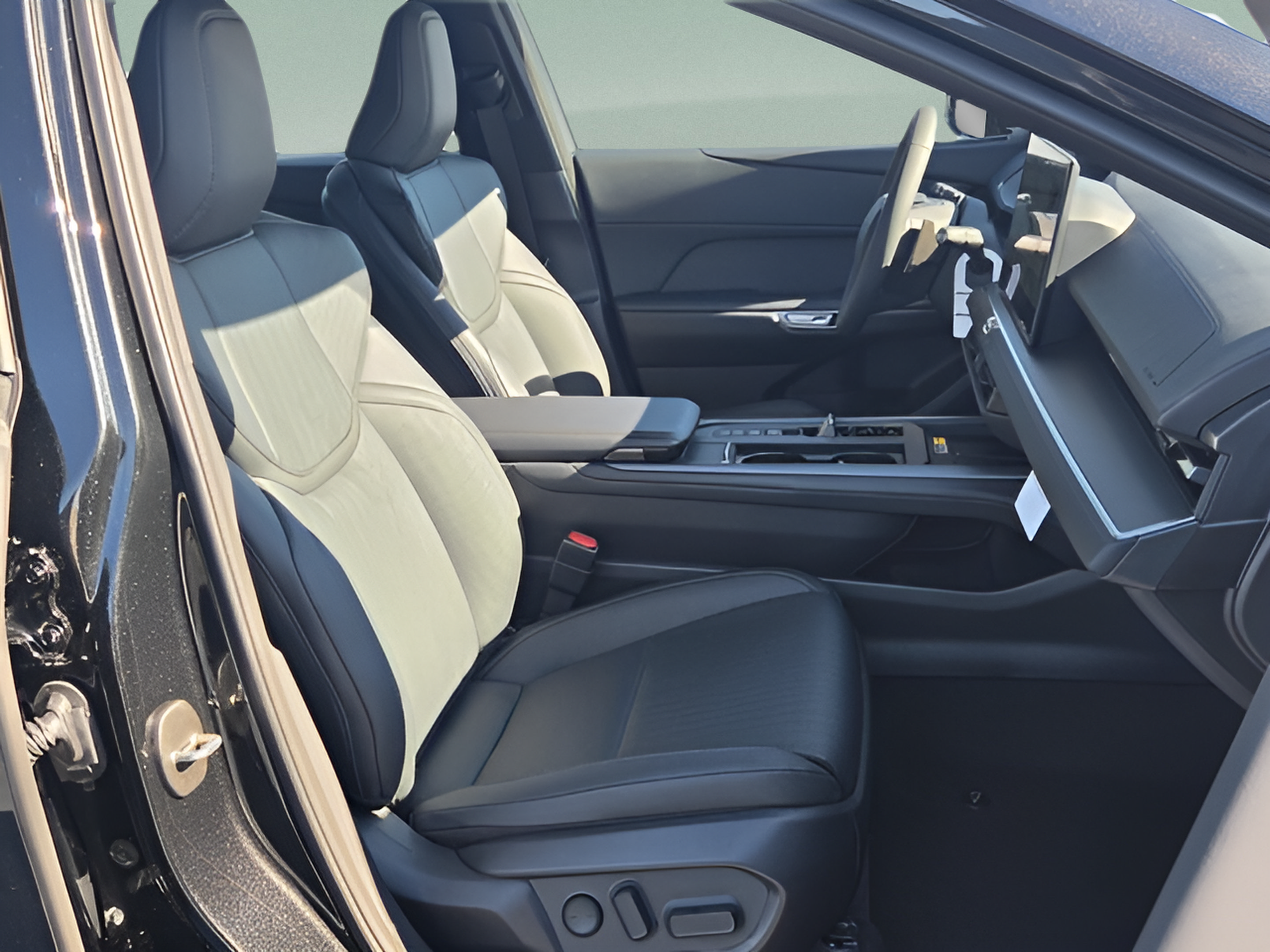 New 2026 Lexus ES 350h w/ Convenience Package FWD image 17