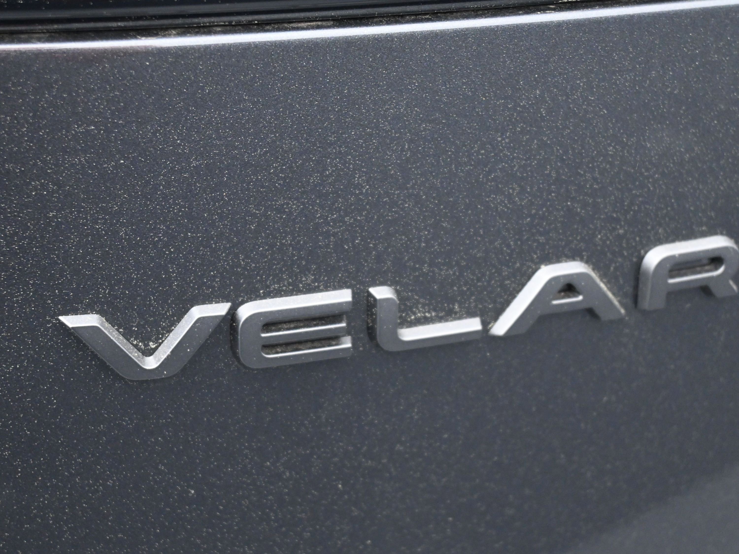 New 2026 Land Rover Range Rover Velar Dynamic SE image 8