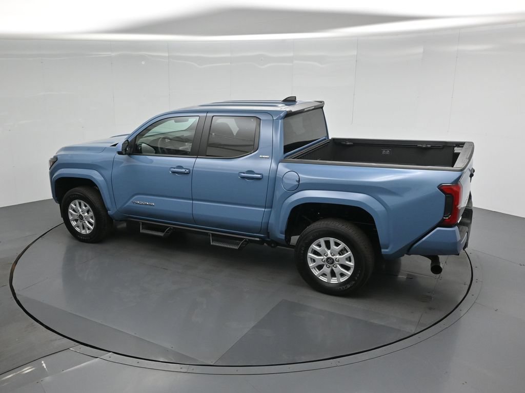 Used 2026 Toyota Tacoma SR5 AWD/4WD image 41