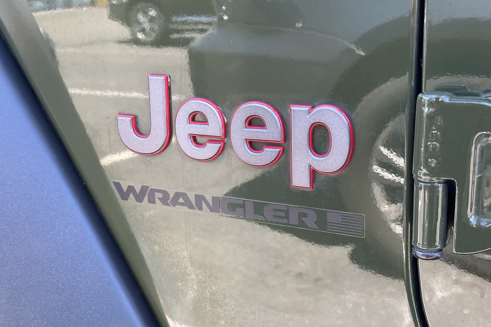Used 2023 Jeep Wrangler Unlimited Rubicon AWD/4WD image 32