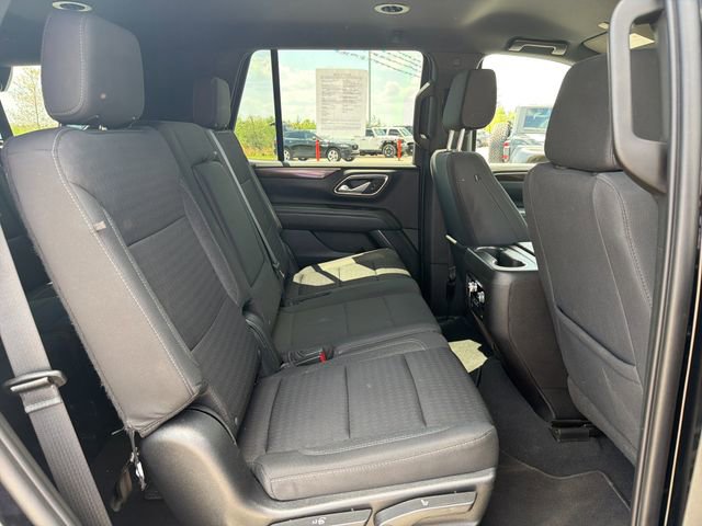 Used 2023 GMC Yukon SLE AWD/4WD image 32