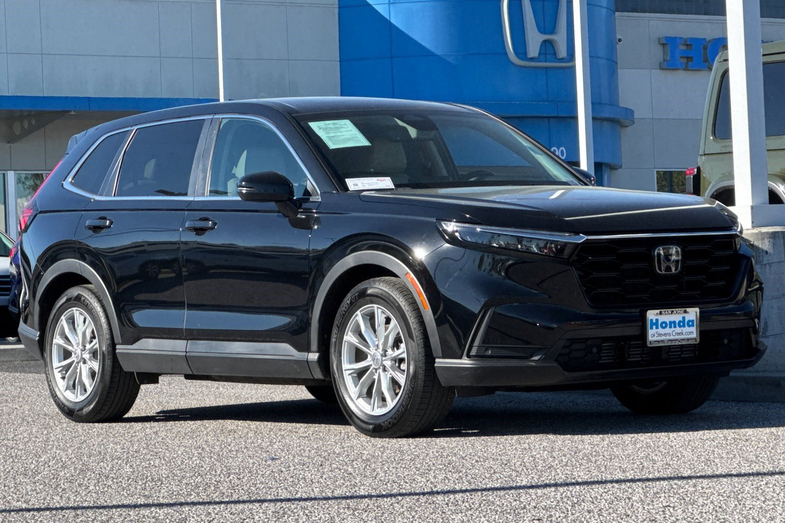 Used 2024 Honda CR-V EX-L image 6