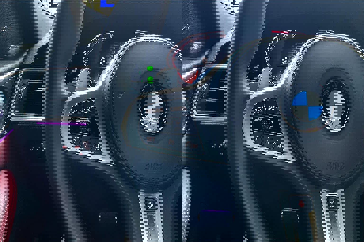 Used 2023 BMW 430i Coupe w/ M Sport Package image 23