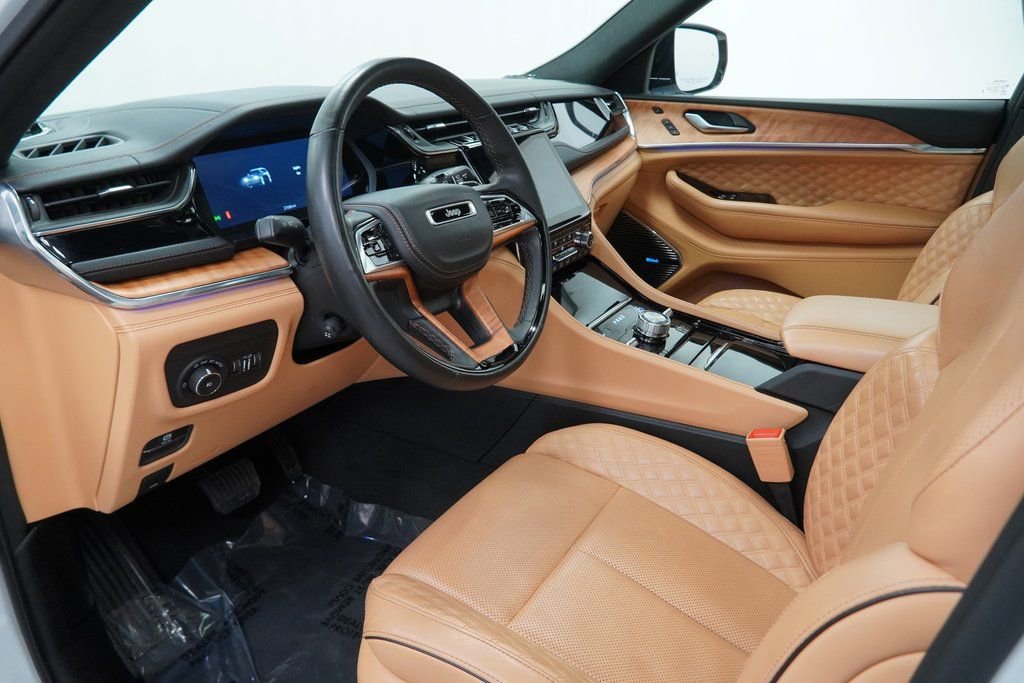 Certified 2024 Jeep Grand Cherokee L Summit image 19