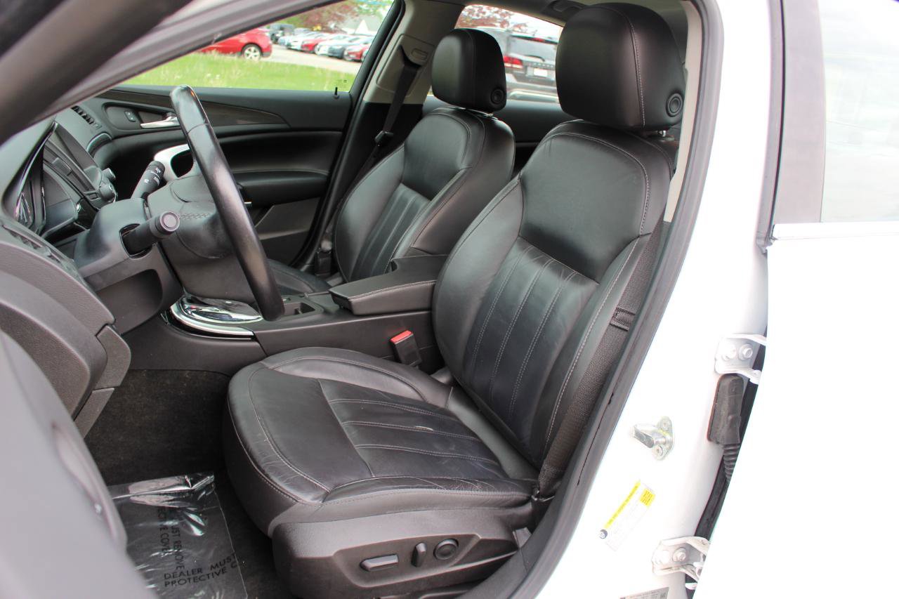 Used 2014 Buick Regal FWD image 16