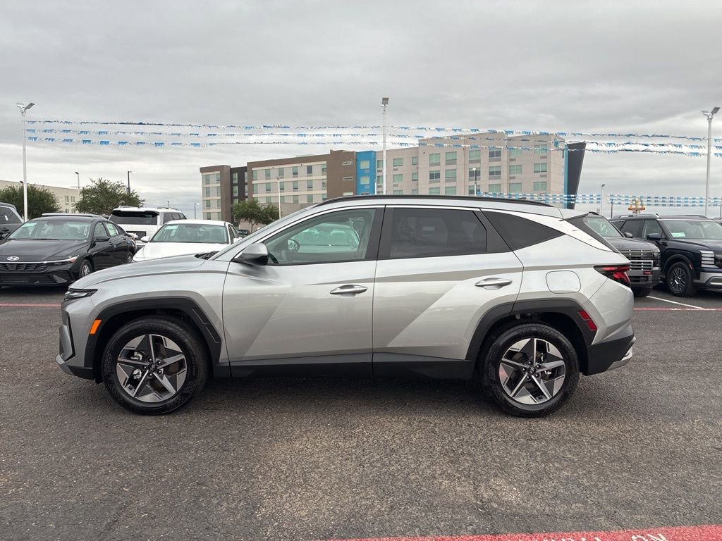 Certified 2025 Hyundai Tucson SEL image 2