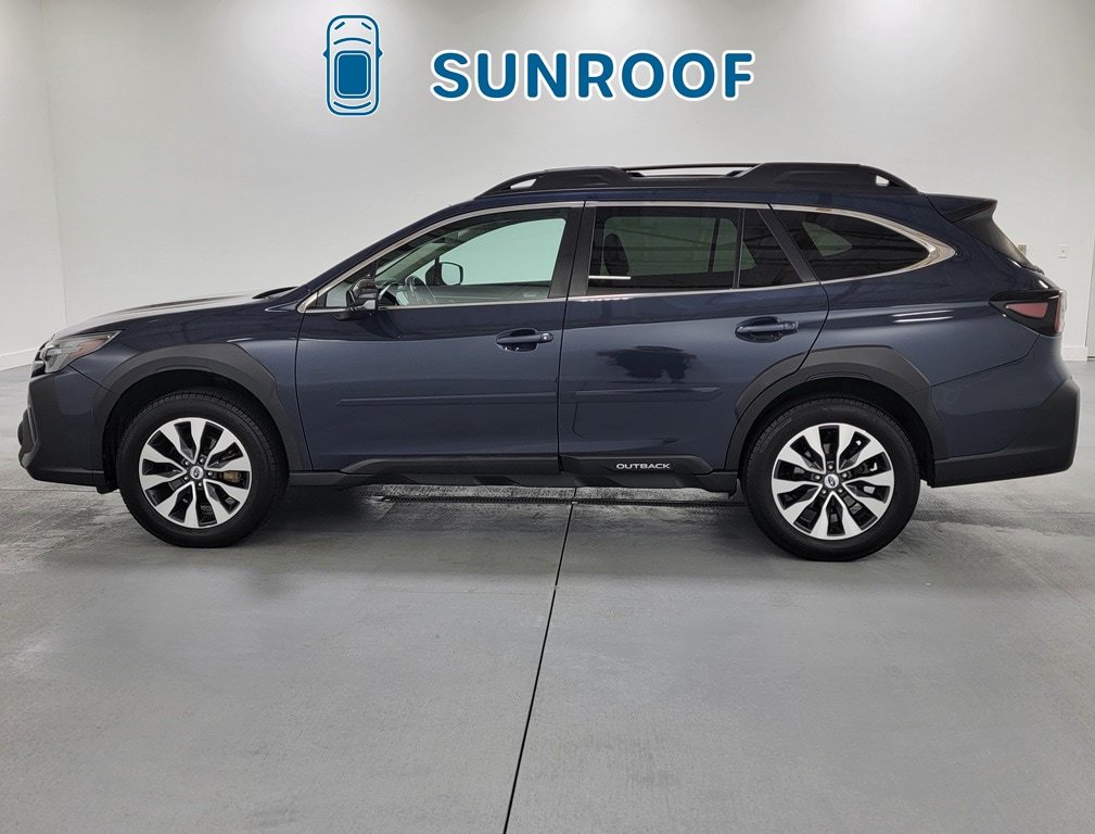 Used 2023 Subaru Outback Limited AWD/4WD image 5